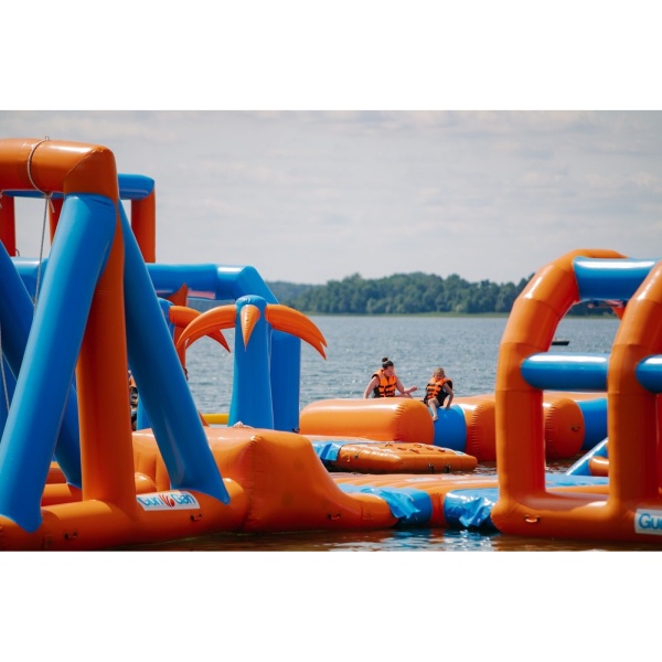 Nafukovací vodní park Ni (23 x 12 m)