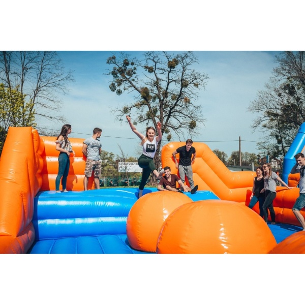 Nafukovací atrakce Wipeout