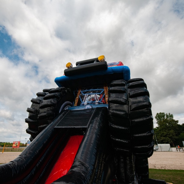 Nafukovací atrakce Monster Truck - skluzavka